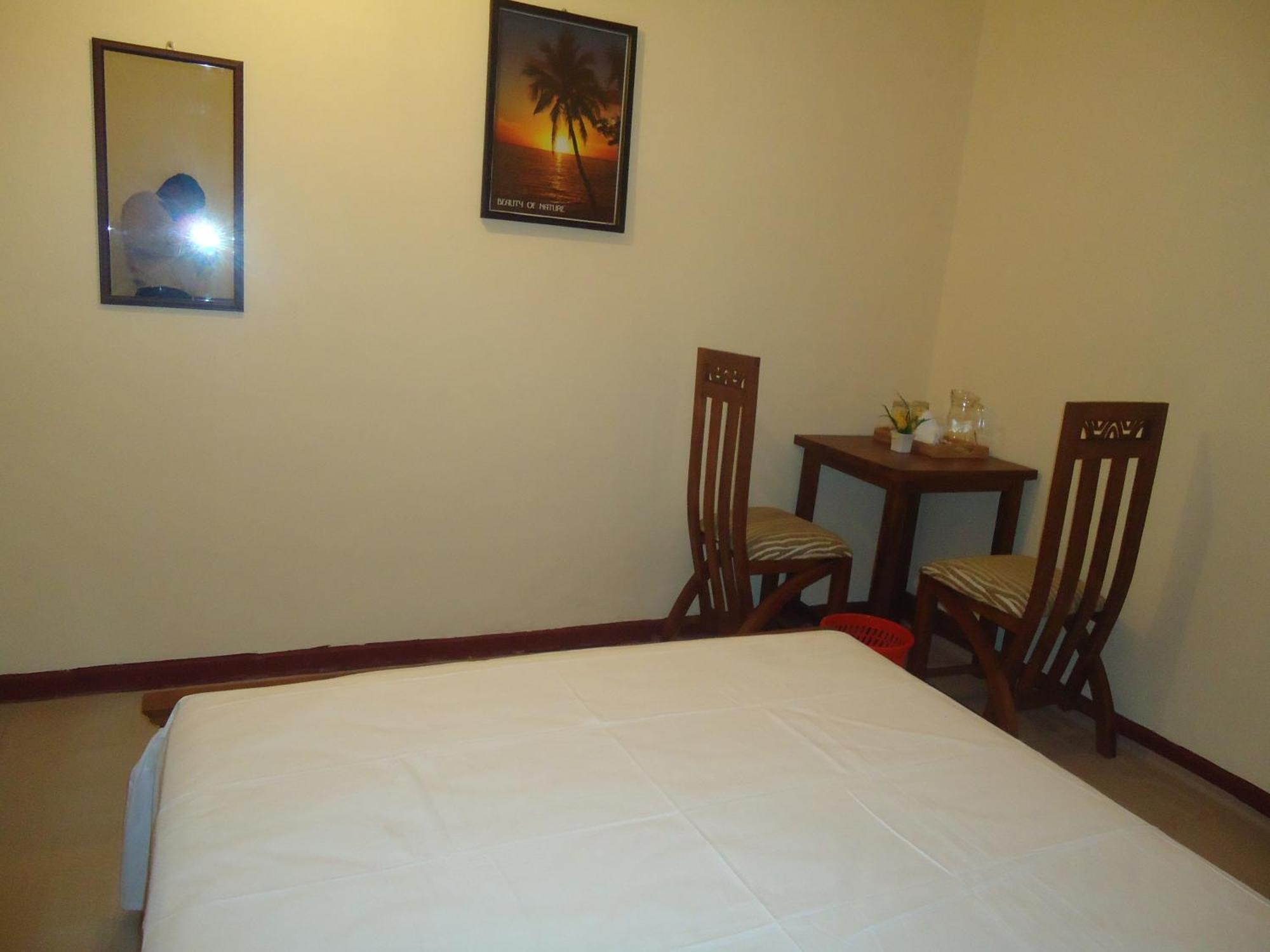Guest House Kaduwela Eksteriør bilde